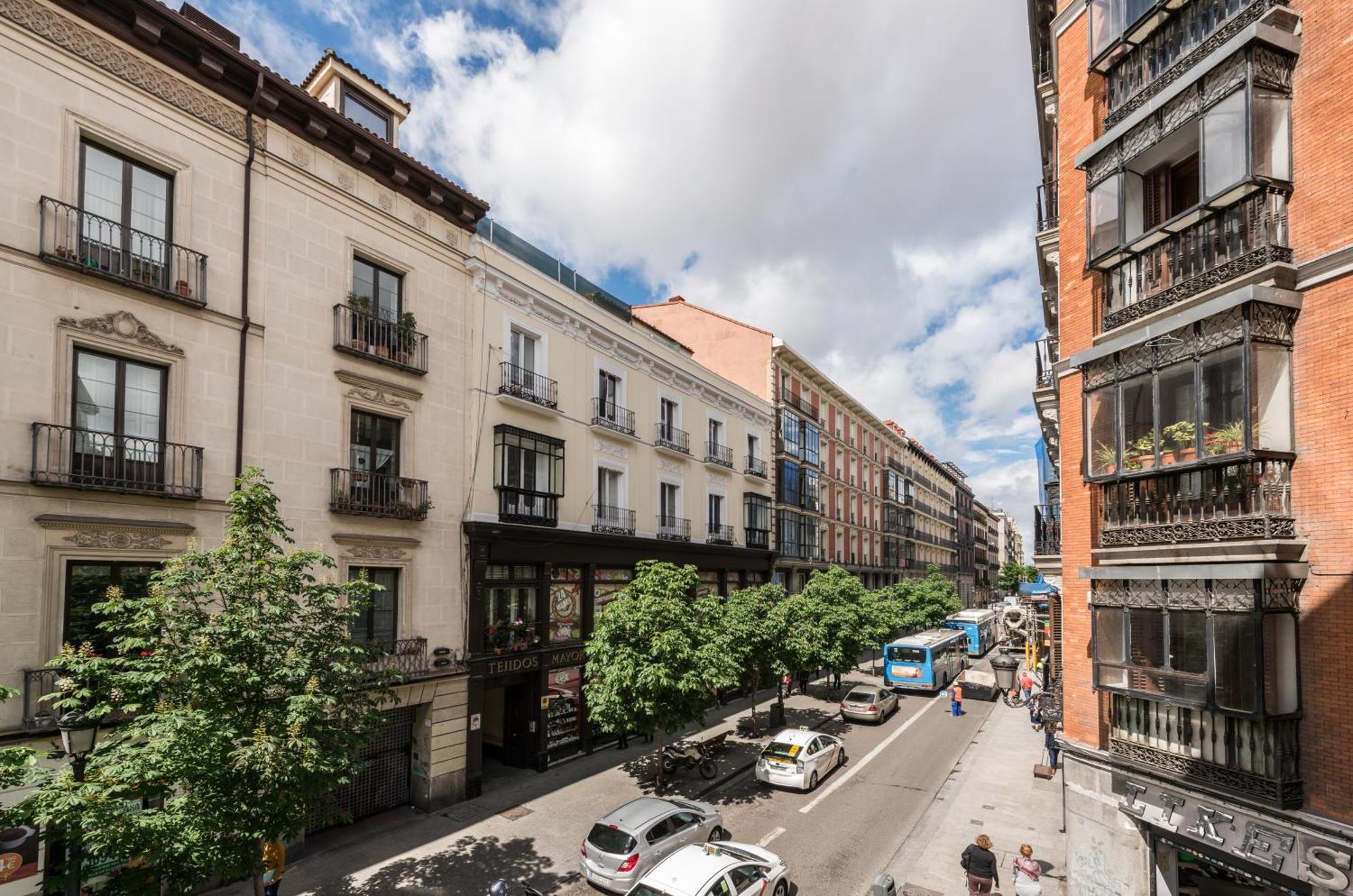 Atocha Corner - Barrio De Las Letras Madrid Exterior photo